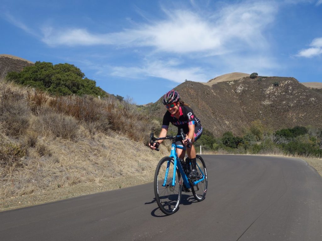 Pablove_Cyclist_Climbing_Road